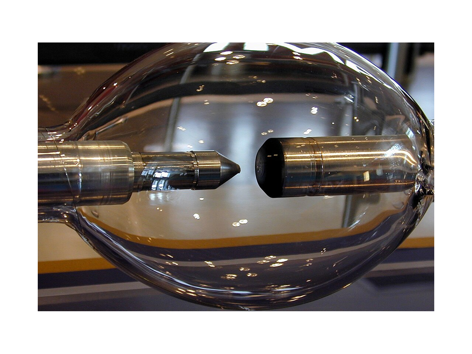 Xenon Lamp for Light Source